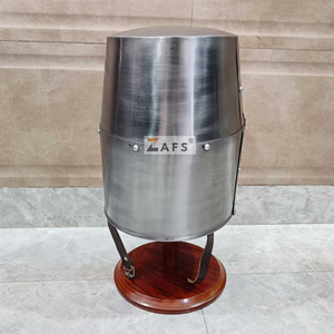 Casco Medieval de Caballero Cruzado Antiguo, Armadura de Acero Suave Hecha a Mano para LARP y Recreaciones Históricas, Atuendo para Ferias - Product Image 4