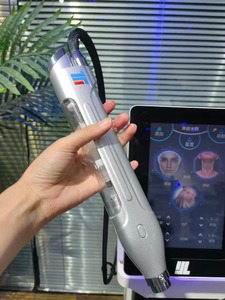 Appareil d'injection haute pression sans aiguille pour le resserrement des pores du visage, soin éclaircissant 7-en-1 par dermabrasion - Product Image 3