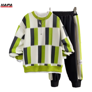 Conjunto Deportivo Informal para Niños, Sudadera Holgada a Rayas con Pantalones Jogger, Dos Piezas, Cómodo y Deportivo - Product Image 3