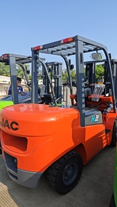 Forklift Diesel 3 Ton dengan Mesin Cina atau Jepang 3m 4.5m Kontainer dengan Harga Lebih Murah - Product Image 3