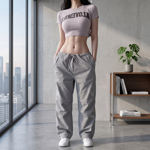 Vente en gros de vêtements streetwear Y2K pour femmes, crop top TKAN7713, impression graphique personnalisée, coupe ajustée, t-shirt bébé en coton, vêtements vierges, fabricant OEM - Product Image 3