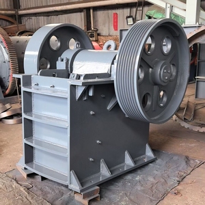 Kleiner Backenbrecher, primäre Grobzerkleinerungsanlage, tragbare Mini-Steinbrechmaschine für den Goldbergbau - Product Image 1