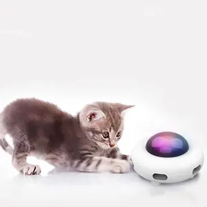 도매 애완 동물 엔터테인먼트 전자 충전식 Type-C 스마트 귀여운 고양이 장난감 UFO 대화 형 자동 장난감 공
