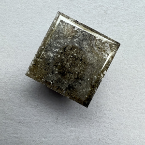 Diamant naturel de clarté I1, pierre brute, au look épuré et à la brillance douce, pour la création de bijoux artisanaux et le travail de sertissage lisse. - Product Image 3
