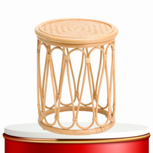 โต๊ะหวายขนาดกะทัดรัดพร้อมท็อปการกลั่นและตัวเครื่องถักด้วยมือนำความอบอุ่นและเนื้อสัมผัสมาสู่พื้นที่สบายแบบร่วมสมัย - Product Image 2