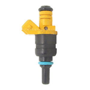 Buse d'injecteur de carburant Ok30e13250 pour Hyundai Kia, pièce de rechange en plastique - Product Image 3