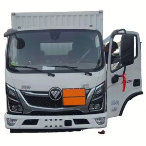 Camion de transport de liquides inflammables Foton Aoling, camion de transport de marchandises de type caisse, camions « Fabriqués en Chine » - Product Image 1