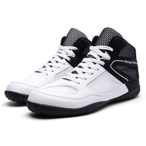 Botas <span class=keywords><strong>de</strong></span> boxeo <span class=keywords><strong>de</strong></span> moda para gimnasio con movimiento <span class=keywords><strong>de</strong></span> alta calidad, <span class=keywords><strong>zapatos</strong></span> <span class=keywords><strong>de</strong></span> lucha <span class=keywords><strong>de</strong></span> microfibra <span class=keywords><strong>de</strong></span> gamuza <span class=keywords><strong>de</strong></span> cuero PU para <span class=keywords><strong>hombre</strong></span>, <span class=keywords><strong>zapatos</strong></span> <span class=keywords><strong>deportivos</strong></span> para entrenamiento juvenil - Product Image 4