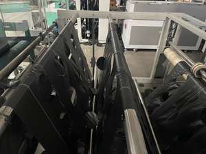 농업 플라스틱 그물 정원 잡초 장벽 직물 검은 잡초 롤 제어 검은 사각형 지상 덮개 - Product Image 4