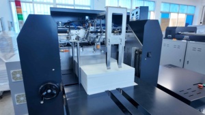 Nuova Macchina Automatica ad Alta Velocità per la Produzione di Album Layflat per <span class=keywords><strong>Libri</strong></span> Fotografici di Matrimonio/Album a Farfalla, Capacità 2200 Fogli/Ora - Product Image 5