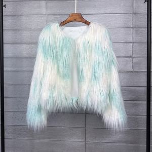 <span class=keywords><strong>Abrigo</strong></span> de piel sintética multicolor hecho de piel de oveja <span class=keywords><strong>Abrigo</strong></span> corto de mujer para ropa informal - Product Image 3