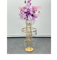 Grand support floral en cristal doré - Candelabre de mariage à plusieurs niveaux et support à fleurs pour la décoration de salle de banquet