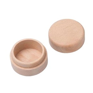Caja Redonda de Madera de Haya para Anillos, 5.2x5.2x4.5cm, con Votos Grabados, Estuche de Regalo para Guardar Joyas, Color Madera Natural - Product Image 2
