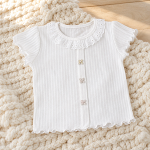 Adorable Camiseta de Verano para Bebé Niña, Manga Corta, Viscosa, Tejido Acanalado, Detalle de Encaje, Borde Ondulado - Product Image 1