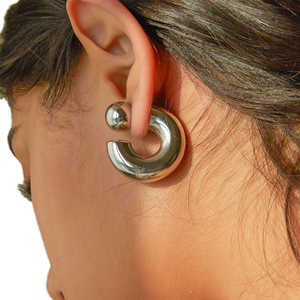 Aretas 2024 nueva moda hipoalergénica bola gruesa en forma de C pendientes al por mayor joyería de acero inoxidable chapada en oro para mujeres - Product Image 6