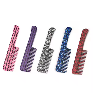 Custom Logo Hair Comb Key Chain Hairdressing Plastic Barber Tools Wide Tooth Comb PVC Hair Comb Keychain for Women