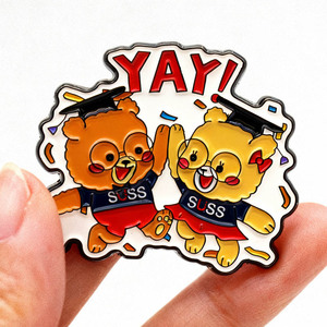 Nhà Sản Xuất Dễ Thương Thiết Kế Tùy Chỉnh <span class=keywords><strong>Pins</strong></span> Kim Loại Biểu Tượng Phù Hiệu Kim Loại Thủ Công Mỹ Nghệ Đồng Xu Trâm Biểu Tượng Ve Áo Mềm Cứng Men <span class=keywords><strong>Pins</strong></span> Tùy Chỉnh - Product Image 6