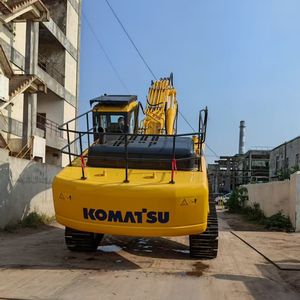Excavadora Komatsu PC450 Modelo 2023 de Segunda Mano, Motor Incluido, 1 Año de Garantía, Buen Estado, Precio Bajo - Product Image 4