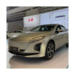 Auto Elettrica Hongqi Eqm5, SUV a Benzina, Caricatore per Bielorussia, Tajikistan, Hongqi E-qm5 a Ottimo Prezzo, Nuova Auto E-qm5 2024, Hongqi Usata Guida a Sinistra - Product Image 3
