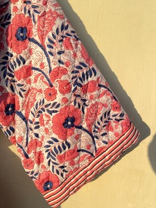 เสื้อคลุมผ้าฝ้ายพิมพ์ลายบล็อกทำมือ ลายดอกไม้ แจ็คเก็ตกิโมโนฤดูหนาว สีเบจ แต่งขอบลายทาง สไตล์โบฮีเมียน เสื้อผ้าผู้หญิง ไซส์เดียว - Product Image 5