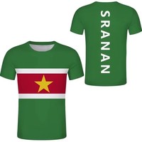 Ensemble de fans de football du Suriname : drapeau pour fenêtre de voiture, housse de rétroviseur, bracelet, peinture faciale, chapeau, sac, t-shirt, porte-clés, lunettes de soleil, épingle