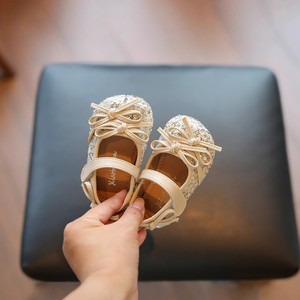 <span class=keywords><strong>Scarpe</strong></span> da ballo calde per bambine, modello fiore di cristallo, con fiocco da fata, chiusura in velcro, morbide e basse, stile coreano, Nuova Collezione Inverno 2026 - Product Image 3
