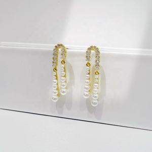Precio de fábrica, pendientes de plata de ley 925, estilo occidental, minimalistas, chapados en oro de 14k, con perlas, únicos, para mujer. - Product Image 5