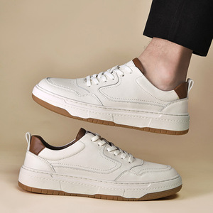 Chaussures décontractées pour hommes en cuir de vache véritable, à bout rond, à lacets, respirantes, blanches - Product Image 4
