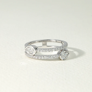 Elegante Anillo de Compromiso con Diamante de Laboratorio Toi Et Moi de 1.35 CT para Mujer, Corte Pera E VS, Diamante Creado en Laboratorio, Anillo de Boda Ajustable - Product Image 1