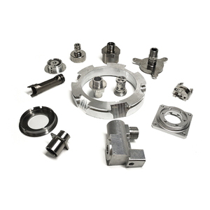 Services de tournage et d'usinage de pièces métalliques sur mesure, pièces en acier inoxydable - Product Image 1