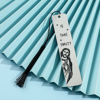 KOMI Vente Chaude Religieux En Acier Inoxydable Lettrage Signet Inspirant Bible Croix Pendentif Signet