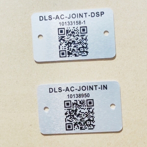 Piastra metallica anodizzata in alluminio anodizzato personalizzata da 2*2 pollici con Logo aziendale QR Code - Product Image 3