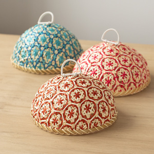 Corbeille à fruits/pain ronde en rotin tressé fait main de style asiatique du Sud-Est avec couvercle, couverture de table anti-insectes, rangement pour fruits - Product Image 5