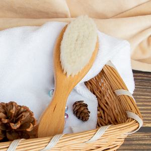 Conjunto de cepillo de pelo de cabra y peine para bebé, juego de cepillo de pelo de madera suave para recién nacido, superventas - Product Image 3