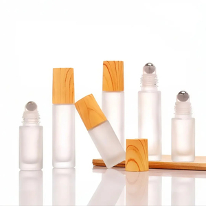 Hot bán 5ml 10 <span class=keywords><strong>ml</strong></span> Frosted Nước Hoa Lăn chai cuộn trên chai thủy tinh với nắp bằng gỗ kim loại bóng nắp cho dầu - Product Image 2