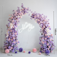 Nouvel arrivage Arc en corne violette Décor floral Fleurs artificielles pour toile de fond de fête d'anniversaire Décoration d'événement d'hôtel