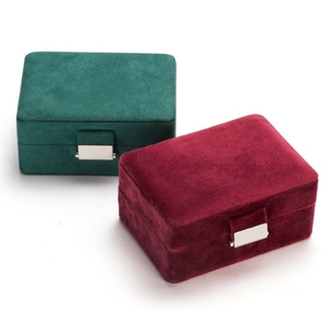 Estuche Portátil para Joyas, Color Verde Esmeralda, Mini Estuche de Viaje para Joyas - Product Image 3
