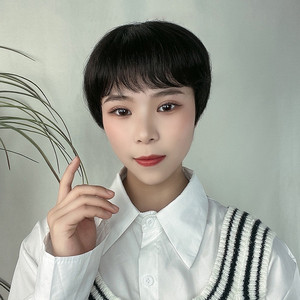 วิกผมสั้นตรงสำหรับ<span class=keywords><strong>ผู้</strong></span>หญิง <span class=keywords><strong>ผม</strong></span>ฟูเป็นธรรมชาติ วิกผมสำหรับคุณแม่วัยกลางคนและผู้<span class=keywords><strong>สูงอายุ</strong></span> ใยสังเคราะห์ คลุมทั้งศีรษะ สามารถดัดและย้อมสีได้ - Product Image 4