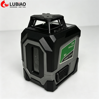 Niveau laser compact et léger à auto-nivellement pour l'agencement de carreaux dans les espaces étroits et la mise en conformité intérieure