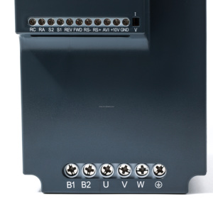 อุปกรณ์อุตสาหกรรม ไดรฟ์ VFD แบบเฟสเดียว/สามเฟส 220V/380V สำหรับมอเตอร์ AC คอมเพรสเซอร์ 0.4KW 0.75KW 2.2KW 3000W - Product Image 6
