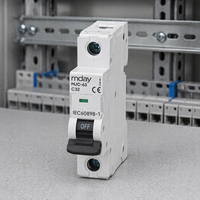 Disjoncteur AC MCB MJC 63 1P 32A Blanc Rail DIN Solaire VR Protection de Circuit Domestique CE IEC 60898-1 Standard Fiable Stable