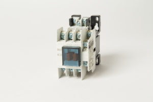 Contacteur magnétique DACO MC 22 d'origine coréenne 100% neuf, démarreur de moteur AC industriel 20A 53/60Hz avec service de logo personnalisé OEM - Product Image 6