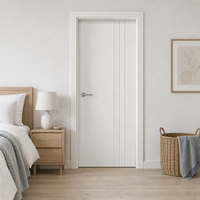 Porte intérieure en WPC imperméable en gros avec rainures verticales groupées, insonorisée et écologique pour hôtels et cuisines