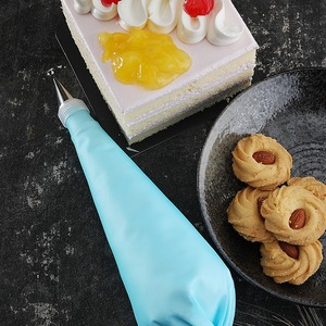 ถุงบีบซิลิโคนทรงกระบอกหลายขนาดสำหรับตกแต่งเค้ก อุปกรณ์ทำขนม - Product Image 4