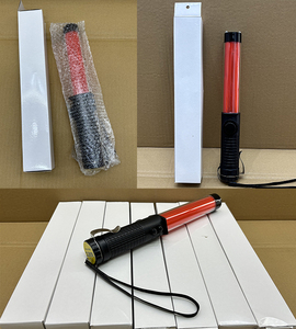 ホイッスル付き充電式赤と青のLED交通制御バトンワンドライト - Product Image 5