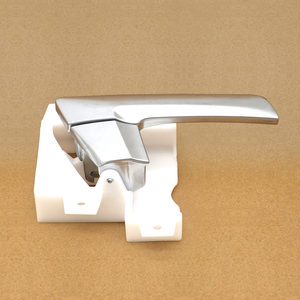 Per BAIC pezzo di ricambio Auto di alta qualità SUV B40 Pickup BJ40 BJ40L porta maniglia interna maniglia interna a scatto placca elettrica B00006624 - Product Image 1