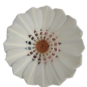 Volant de <span class=keywords><strong>badminton</strong></span> en plumes d'oie durable, 3 couches de liège, pour compétition, vitesse et durabilité - Product Image 1