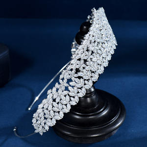 أكسسوارات شعر لحفلات الزفاف بتصميم عصري من هيبريدي ، تاج حفلات من الزركونيا المكعبة ، تاج بيجو عالي الجودة - Product Image 3