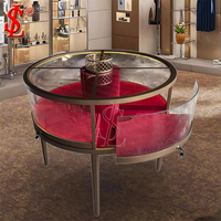 Vitrine à bijoux en métal avec éclairage LED en verre incurvé sur mesure, comptoir en marbre de luxe, écologique