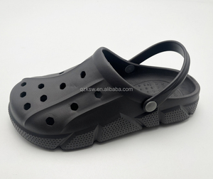Diseño de molde clásico precio barato OEM personalizado antideslizante suela suave alta elasticidad EVA jardín <span class=keywords><strong>zuecos</strong></span> y mulas zapatos de Zapatillas para <span class=keywords><strong>hombre</strong></span> - Product Image 3